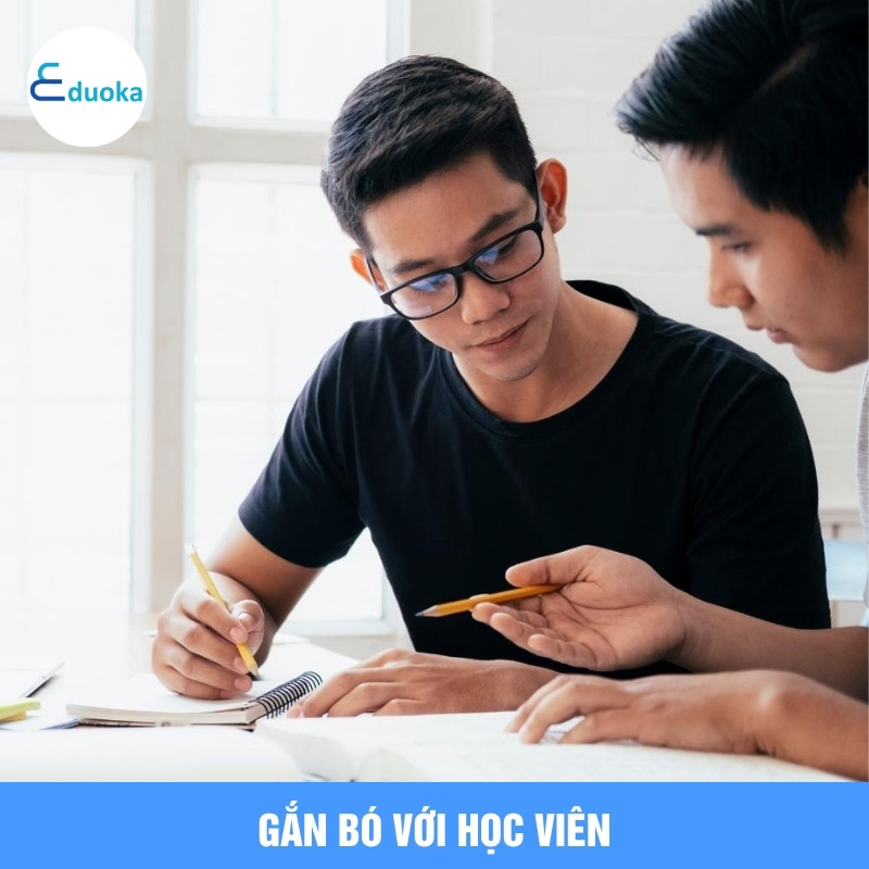 Gắn bó với học viên