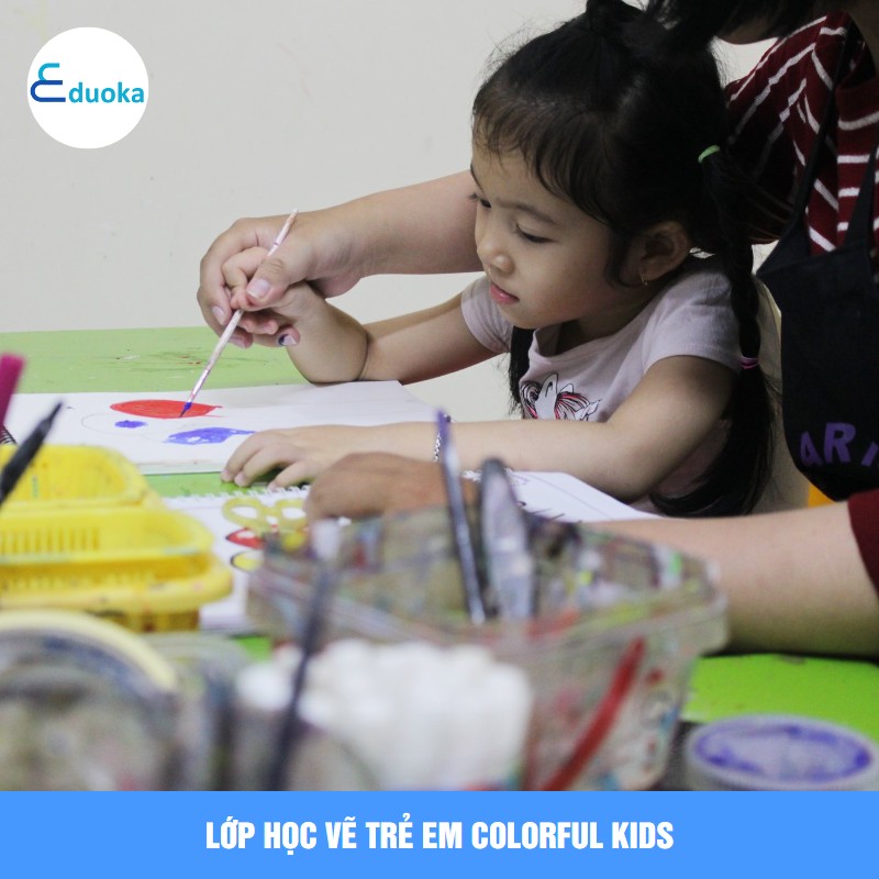 Lớp học vẽ trẻ em Colorful Kids