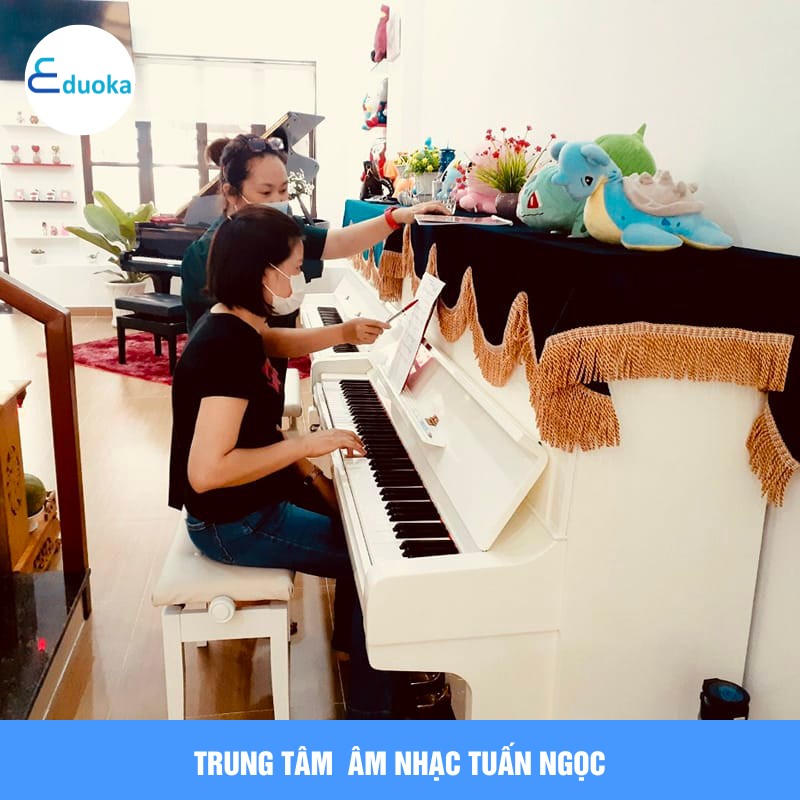 Trung tâm Âm nhạc Tuấn Ngọc