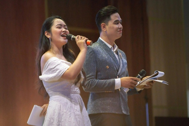 Vietskill - Nâng cao kỹ năng MC chuyên nghiệp