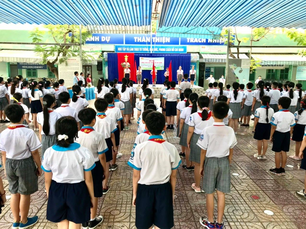 Trường Tiểu học Đinh Bộ Lĩnh