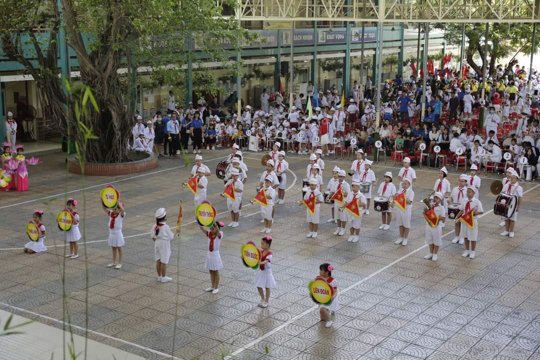 Trường Tiểu học Lê Văn Tám