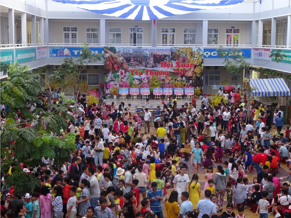 Trường Tiểu học Phạm Hữu Lầu