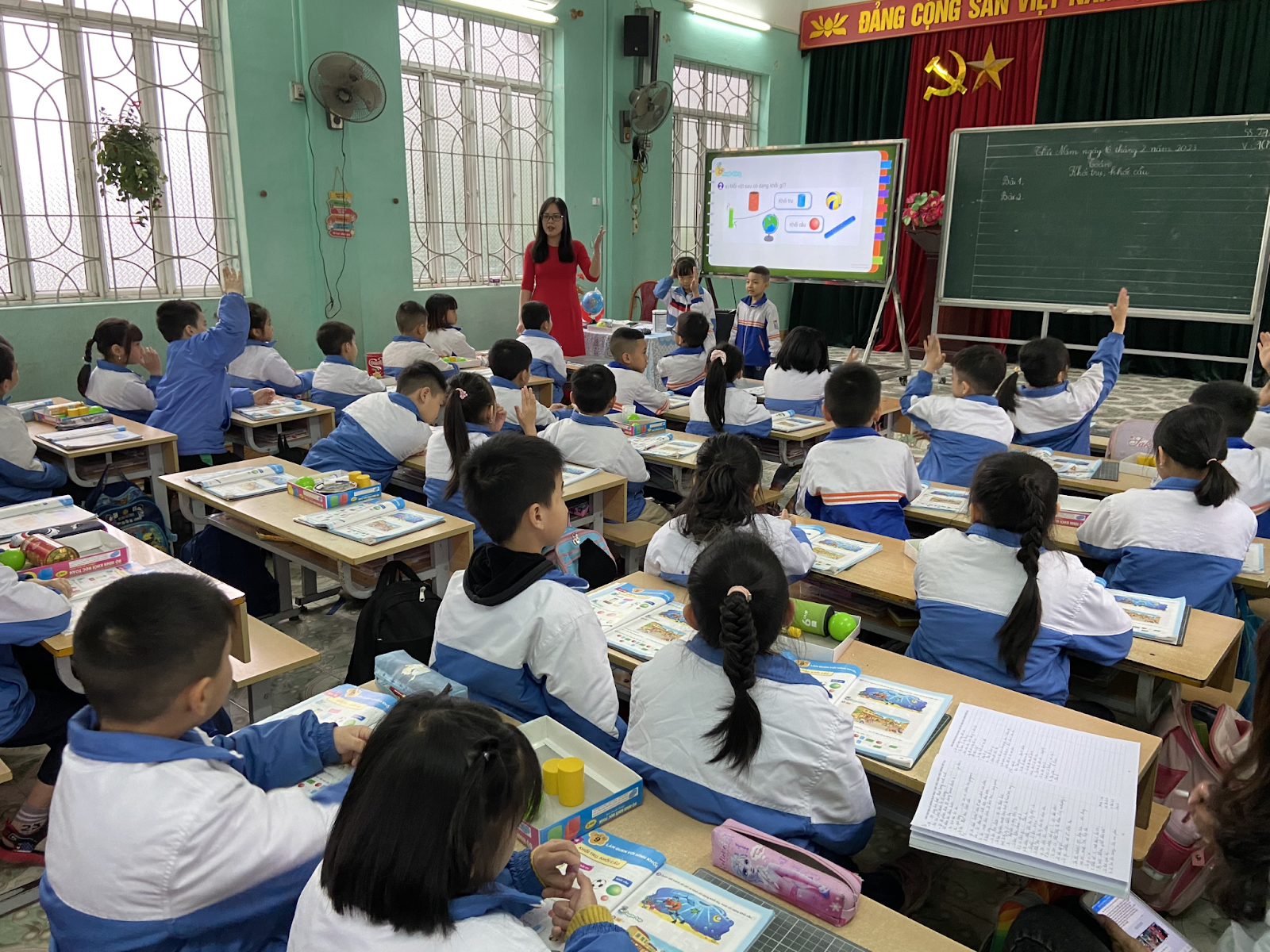Trường Tiểu Học Tân Sơn Nhì