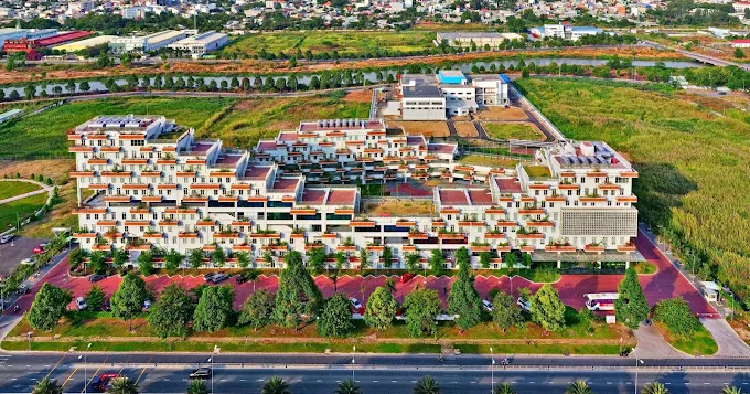 Trường Đại học FPT