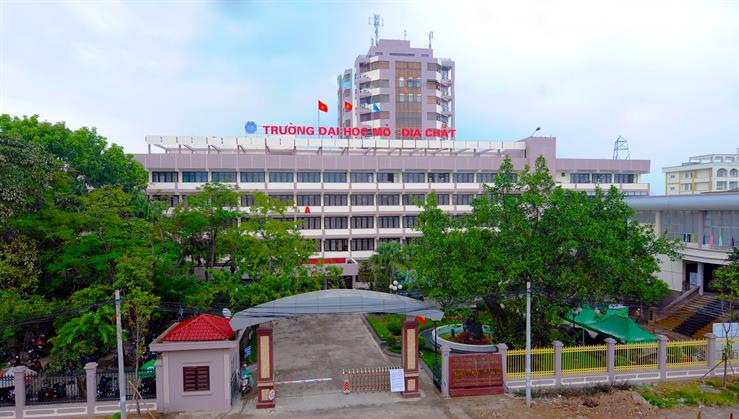 Trường Đại học Mỏ - Địa chất