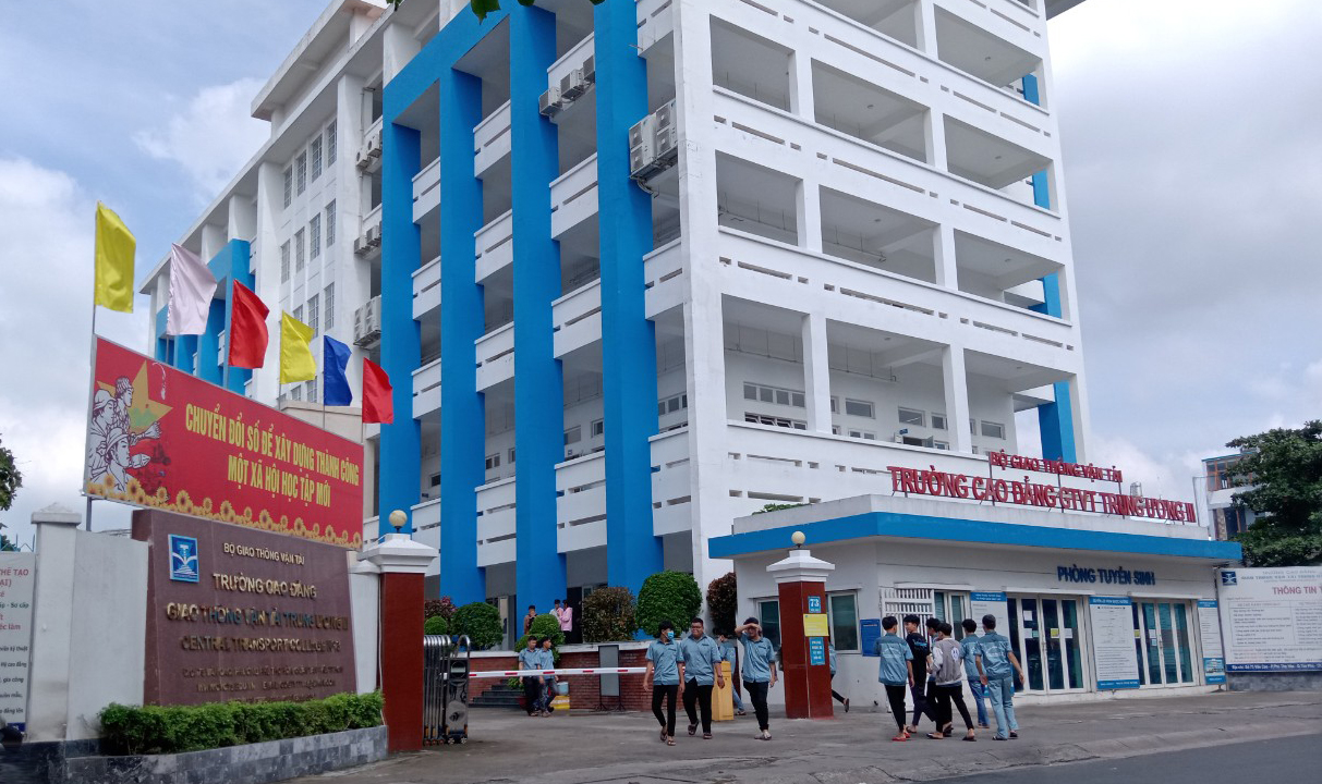 Cao đẳng Giao thông vận tải TPHCM