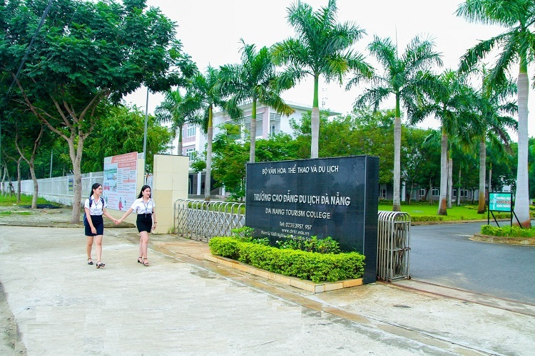 Trường Cao Đẳng Du Lịch Đà Nẵng
