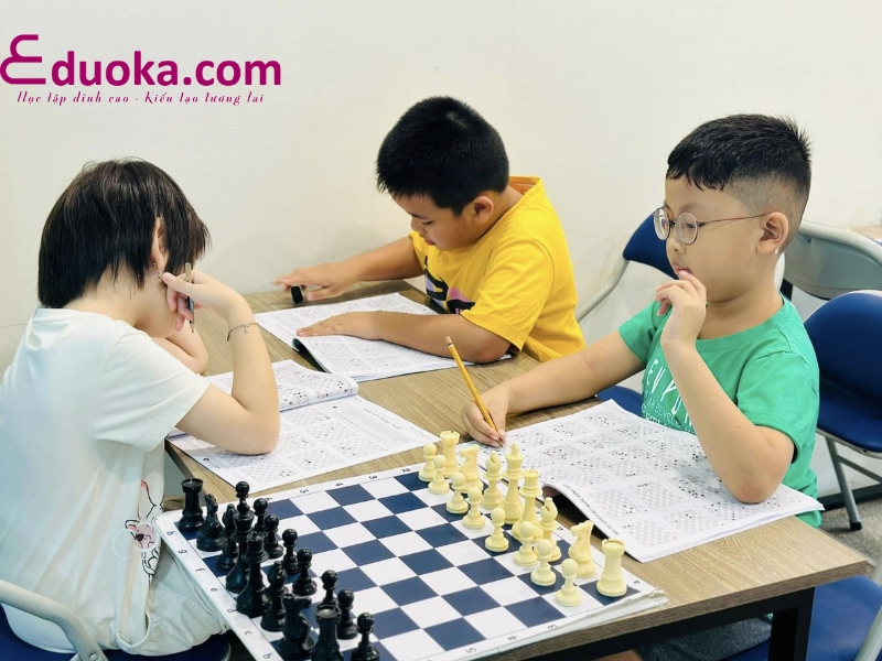 Cờ vua Sài Gòn- Trung tâm dạy cờ vua quận 10