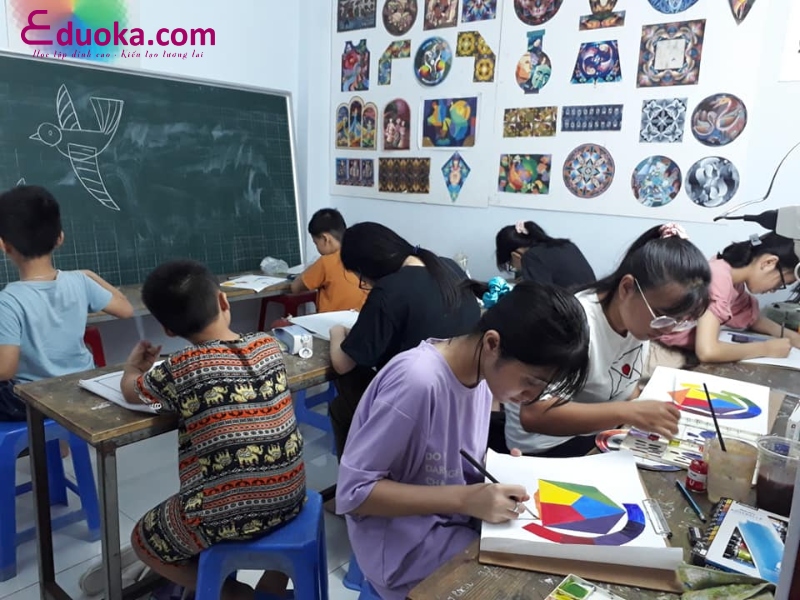 Lưu ý khi chọn trung tâm dạy vẽ quận 12 cho bé