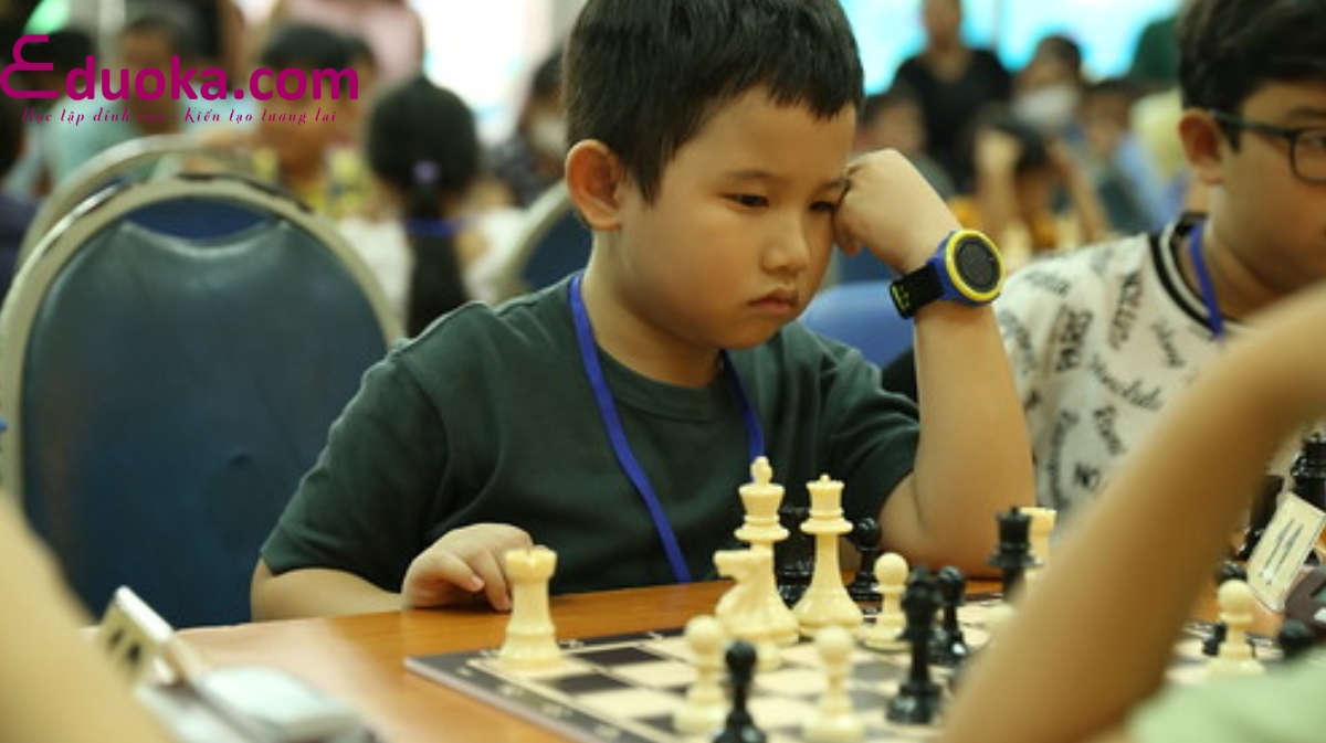 Top 3 Trung Tâm Dạy Cờ Vua Quận 10- Nơi Rèn Luyện Trí Tuệ Và Phát Triển Tài Năng Của Bạn