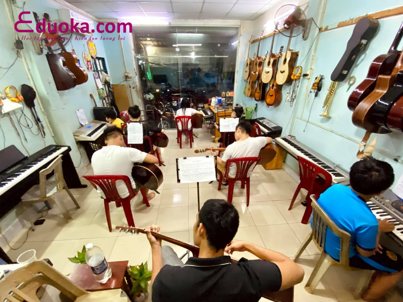 Lớp nhạc Song Hành