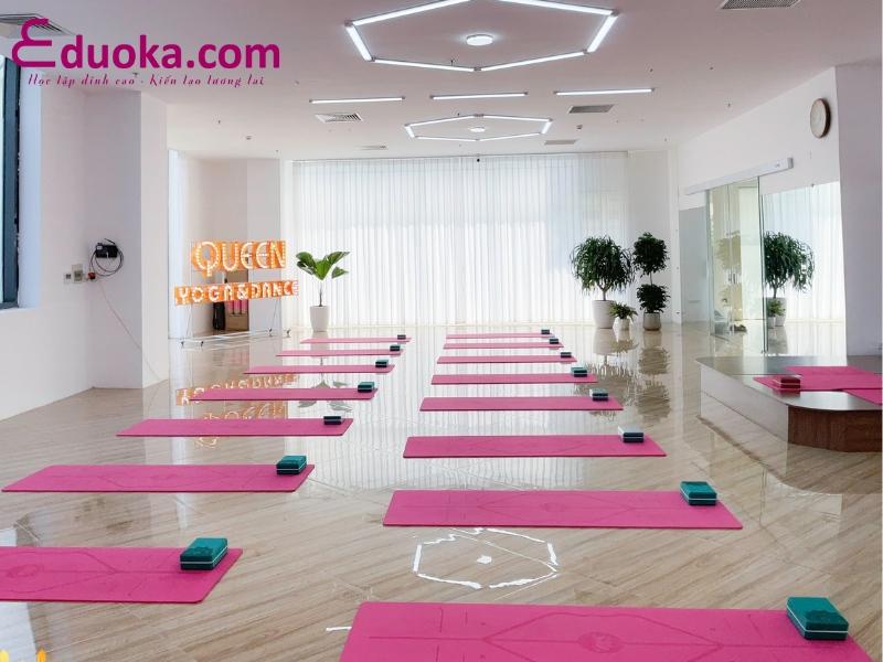 Queen Center Yoga and Dance