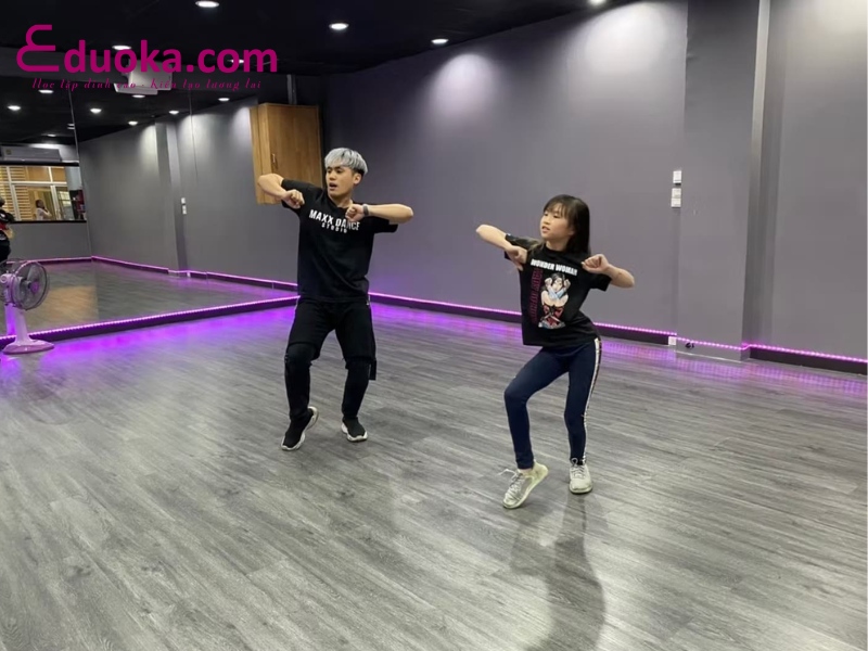 Trung tâm dạy nhảy Rison Dance Studio