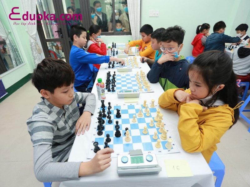 Giant Chess Academy