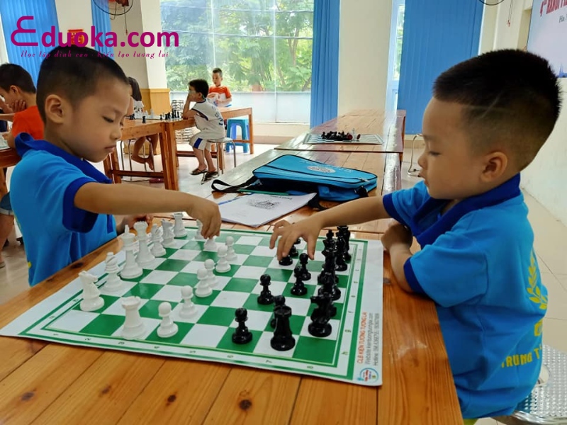 Trung tâm cờ vua Hoàng Gia