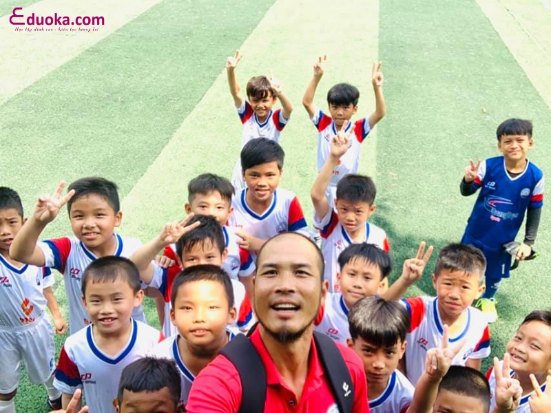 Trung Tâm Bóng Đá Ngọc Hùng