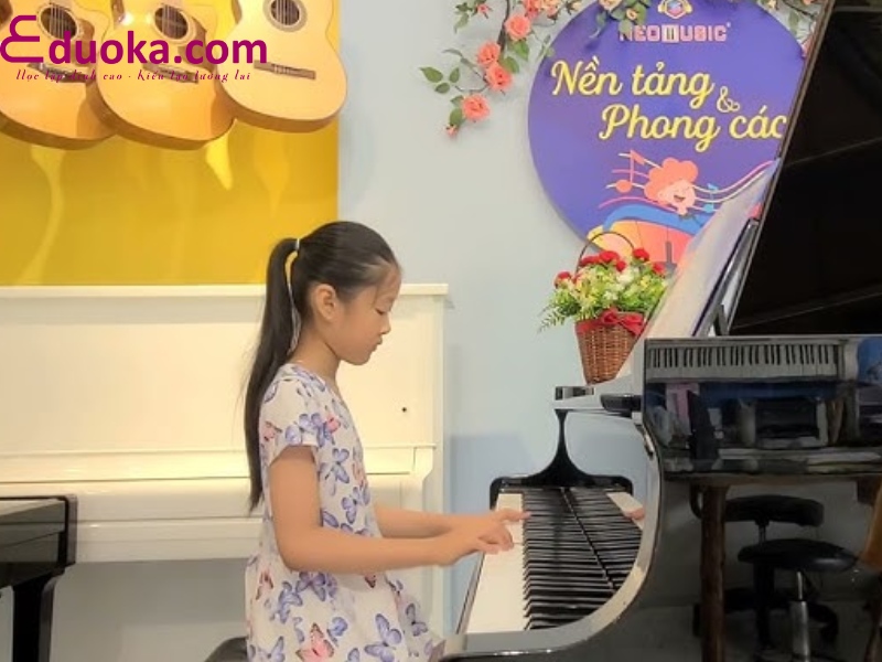 Lớp nhạc Tây Ban Cầm- Trung tâm dạy đàn quận Bình Tân   