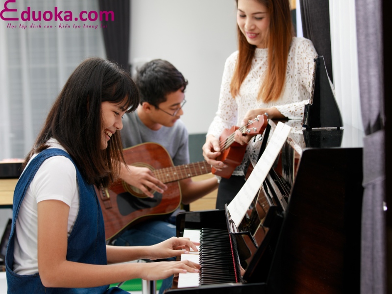 Tại sao nên học đàn qua các trung tâm?