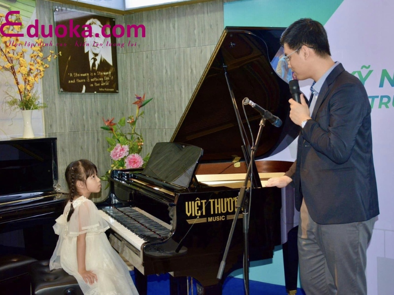 Việt Thương Music School– Trung tâm dạy đàn quận Bình Thạnh