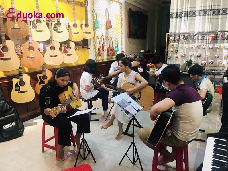 Việt Thương Music School