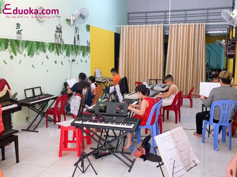 Một số lưu ý khi chọn trung tâm dạy đàn huyện Cần Giờ