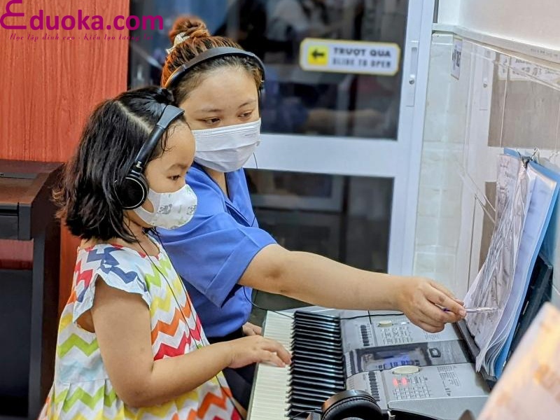 Motif Music