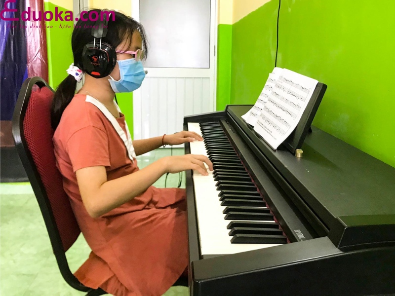 Trung tâm âm nhạc Hoàng Gia