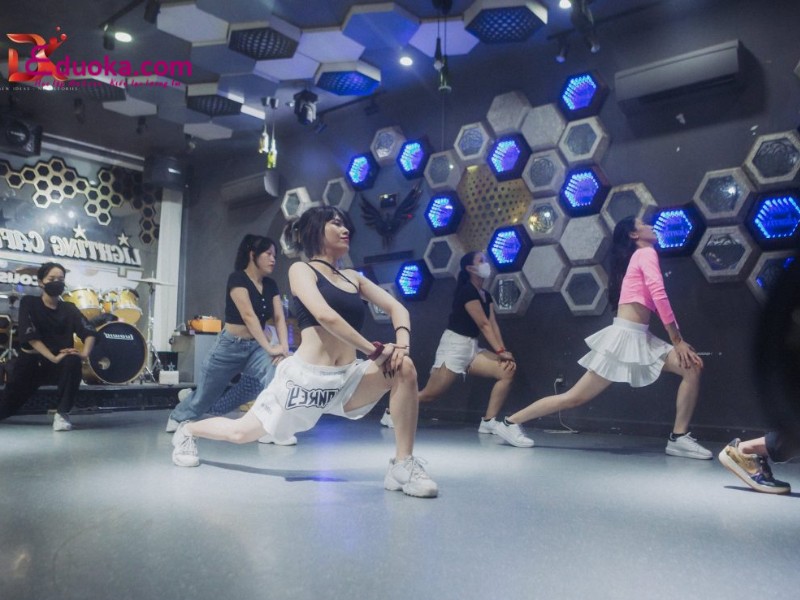 YG Dance Studio - Trung tâm dạy múa quận 3