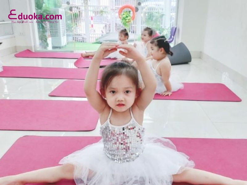 Câu lạc bộ múa Hóc Môn