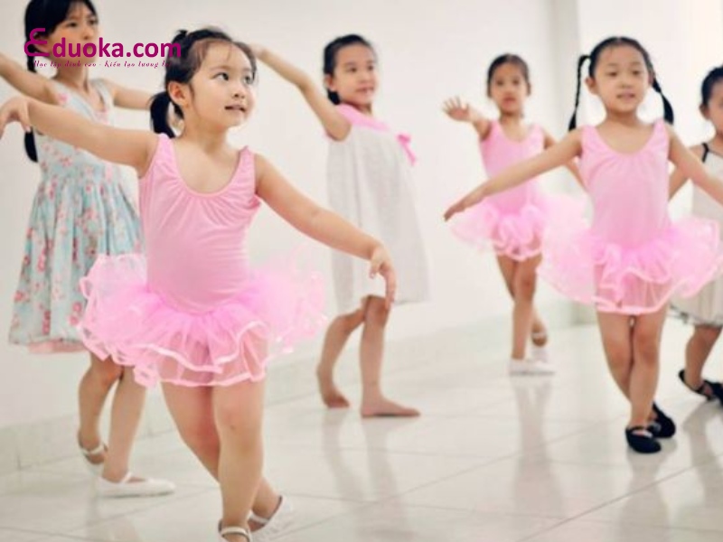 Nhà thiếu nhi Hóc Môn