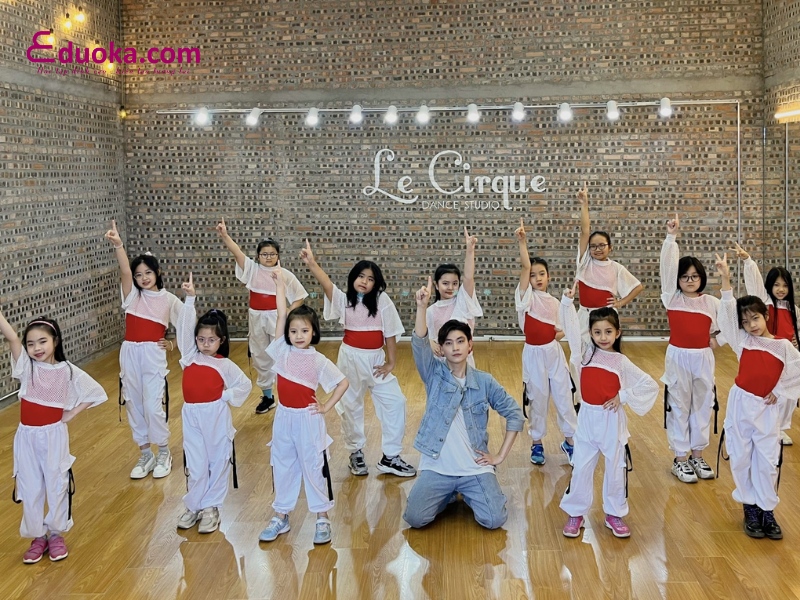 Queen Center Yoga and Dance