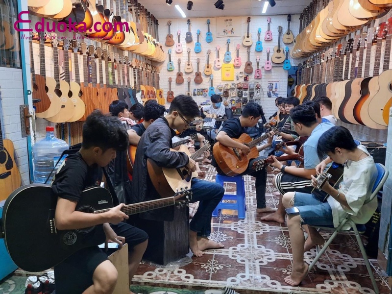 Trung tâm âm nhạc Sao La