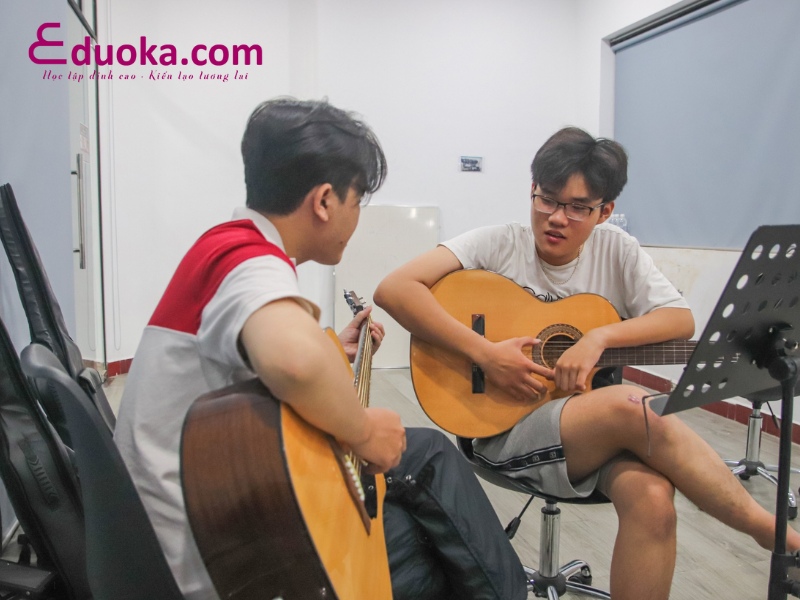 Trung tâm đào tạo guitar Hoàng Thy