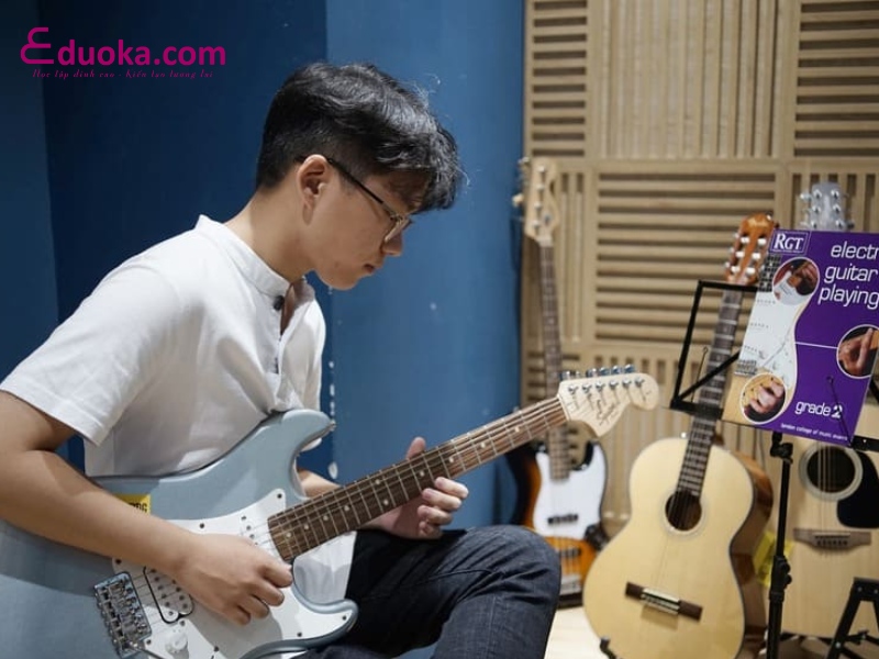 Trung Tâm Đào Tạo Âm Nhạc & Nghệ Thuật Hoàng Gia - Bình Trưng Tây