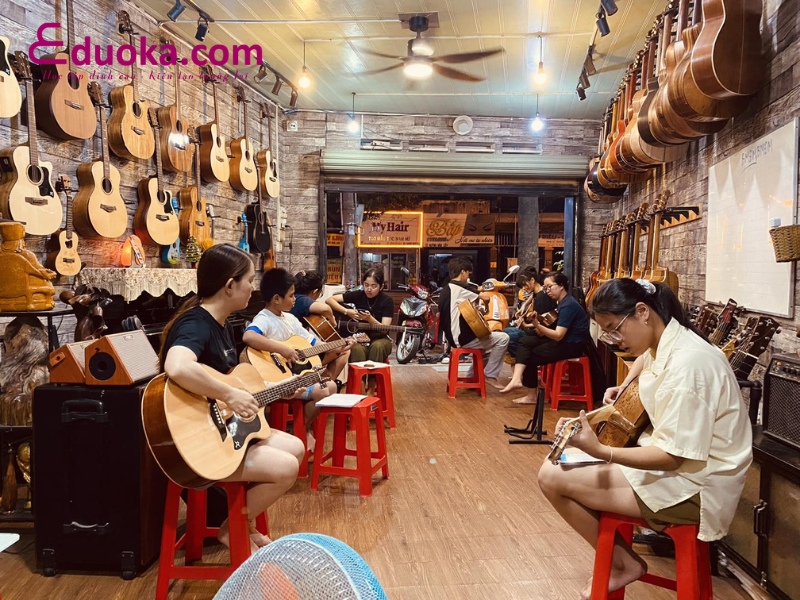 Trung tâm guitar Sen Hồng