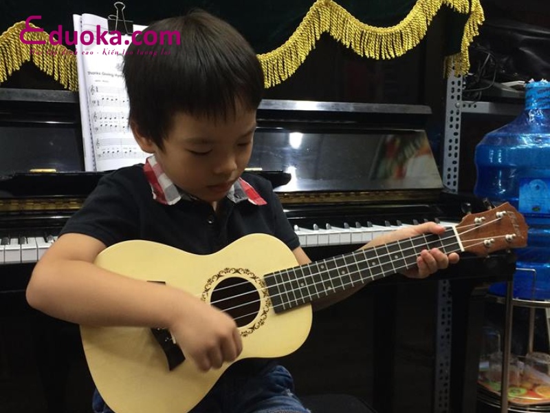 Guitar Đồng Tâm