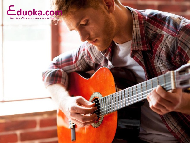 Những lưu ý cần biết khi học đàn guitar tại các trung tâm dạy đàn guitar quận 12