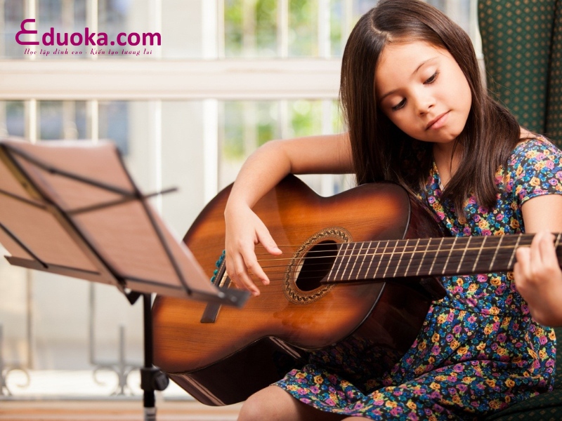 Linh Guitar