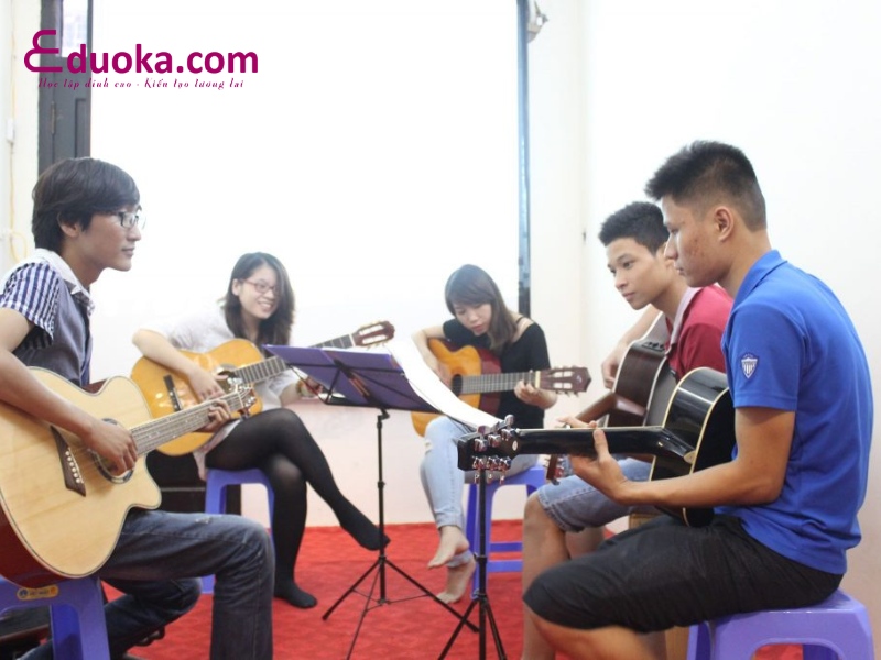 Âm nhạc Rosita - Chuyên dạy Guitar, Piano 