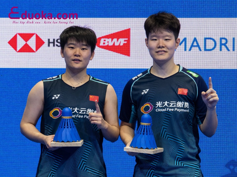 Liu Sheng Shu và Tan Ning