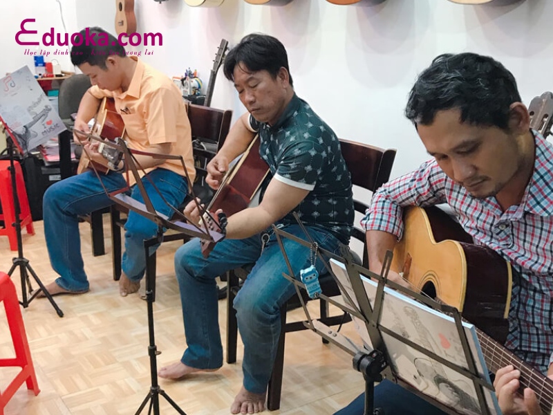 Trung tâm Dạy Đàn Guitar Thành Công