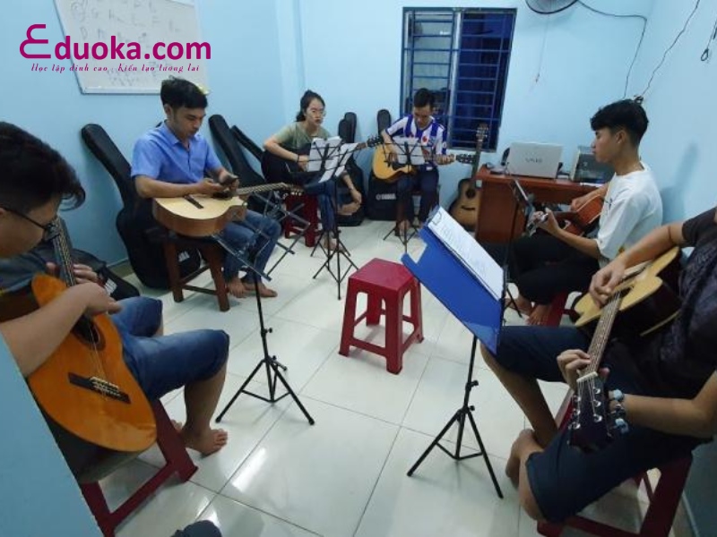 Trung tâm Guitar huyện Hóc Môn
