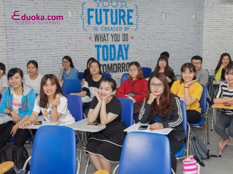 Trung tâm luyện thi Toeic thầy Giảng - cô Mai