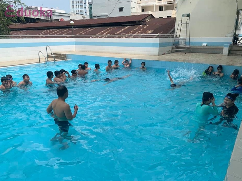Các dịch vụ tại hồ bơi Đại Đồng