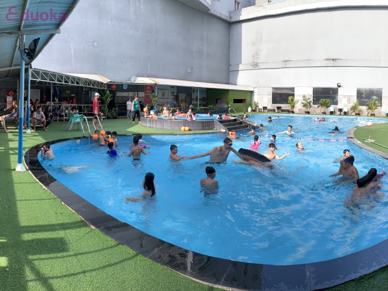 Các tiện ích tại hồ bơi Lê Thành