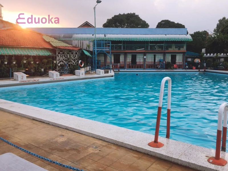 Eduoka - nền tảng giáo dục chuyên cung cấp lớp học bơi uy tín tại HCM
