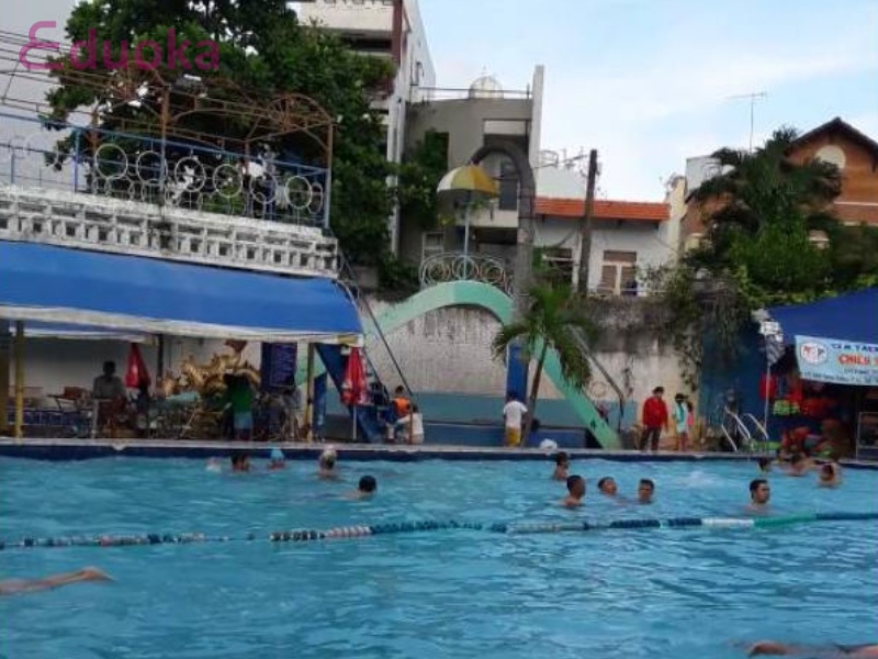Các tiện ích tại hồ bơi Phú Lâm