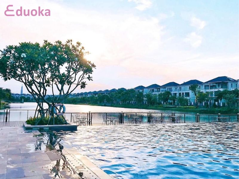 Dịch Vụ Tại Hồ Bơi Lakeview