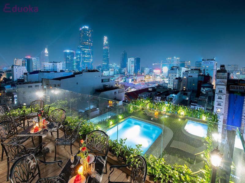 Giới Thiệu Chung Về Bể Bơi Adora Art Hotel